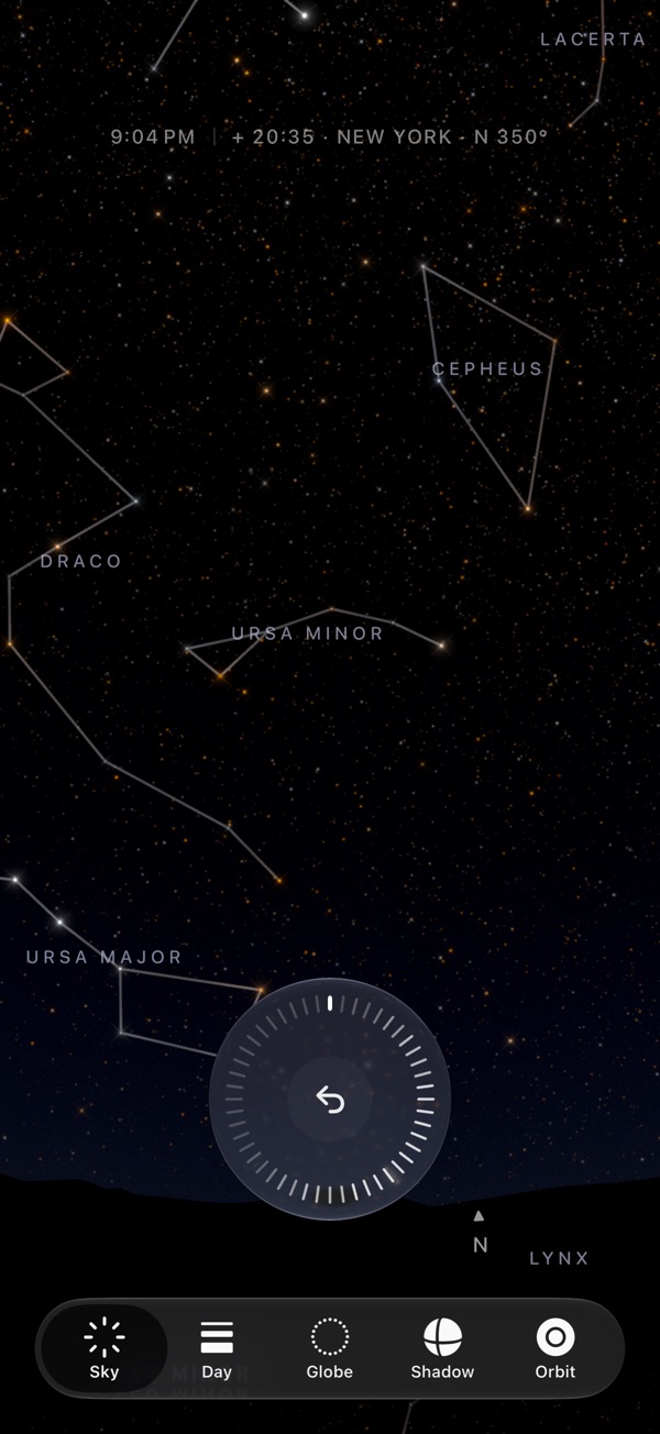 Sol's Sky tab at 9:04 PM over New York, looking north: Ursa Minor with Polaris, Draco, Cepheus and Ursa Major drawn and named over a field of stars, the ridges dark below.